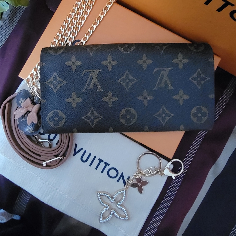 🤎Authentic Louis Vuitton Monogram Sarah Wallet Women's Large Wallet🤎 - Picture 5 of 17